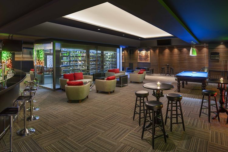 Tiga Puluh Music Bar + Lounge, Le Meridien Jakarta