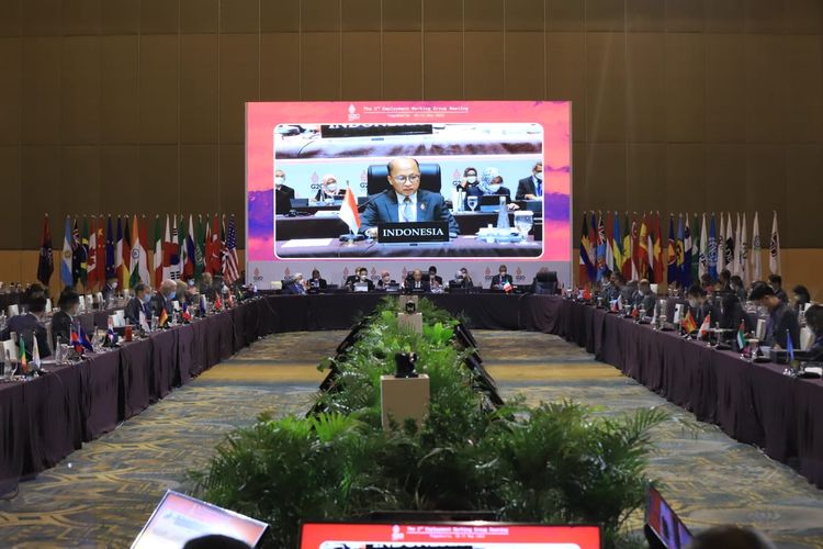 Pertemuan kedua Kelompok Kerja Bidang Ketenagakerjaan G20 (The 2nd Employment Working Group/EWG Meeting), yang berlangsung di DI Yogyakarta mulai 10-12 Mei 2022.