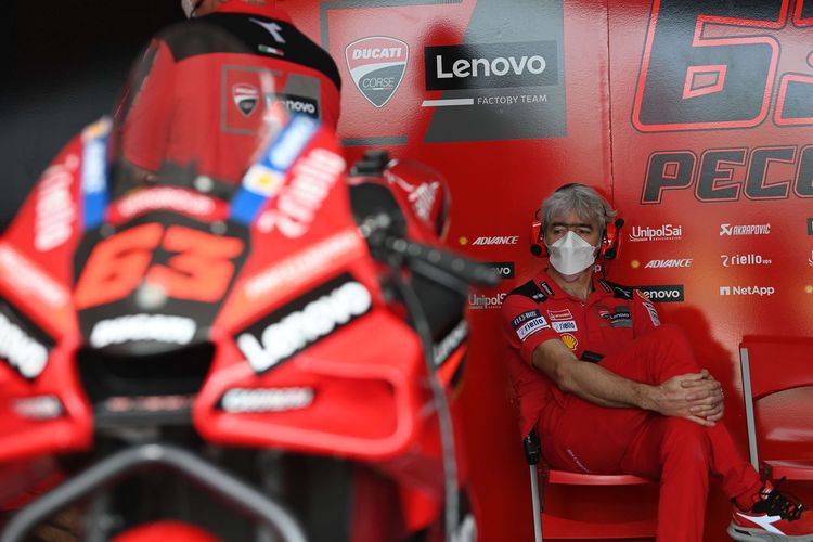 General Manager Ducati Lenovo Team Luigi Dall'Igna duduk di garasi tim pada hari kedua tes pramusim MotoGP 2022 di Pertamina Mandalika International Street Circuit, Lombok Tengah, NTB, Sabtu (12/2/2022). Sesi tes pramusim di sirkuit Mandalika tersebut akan berlangsung hingga Minggu (13/2/2022).