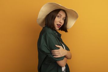 Warna yang Cocok untuk Kulit Sawo Matang: Panduan agar Tidak Salah Pilih Warna