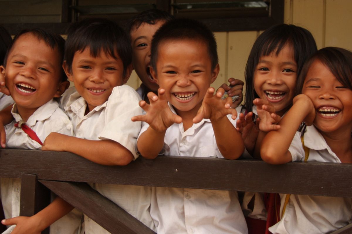 Kebijakan 8 jam belajar dalam sehari di sekolah dipertanyakan.