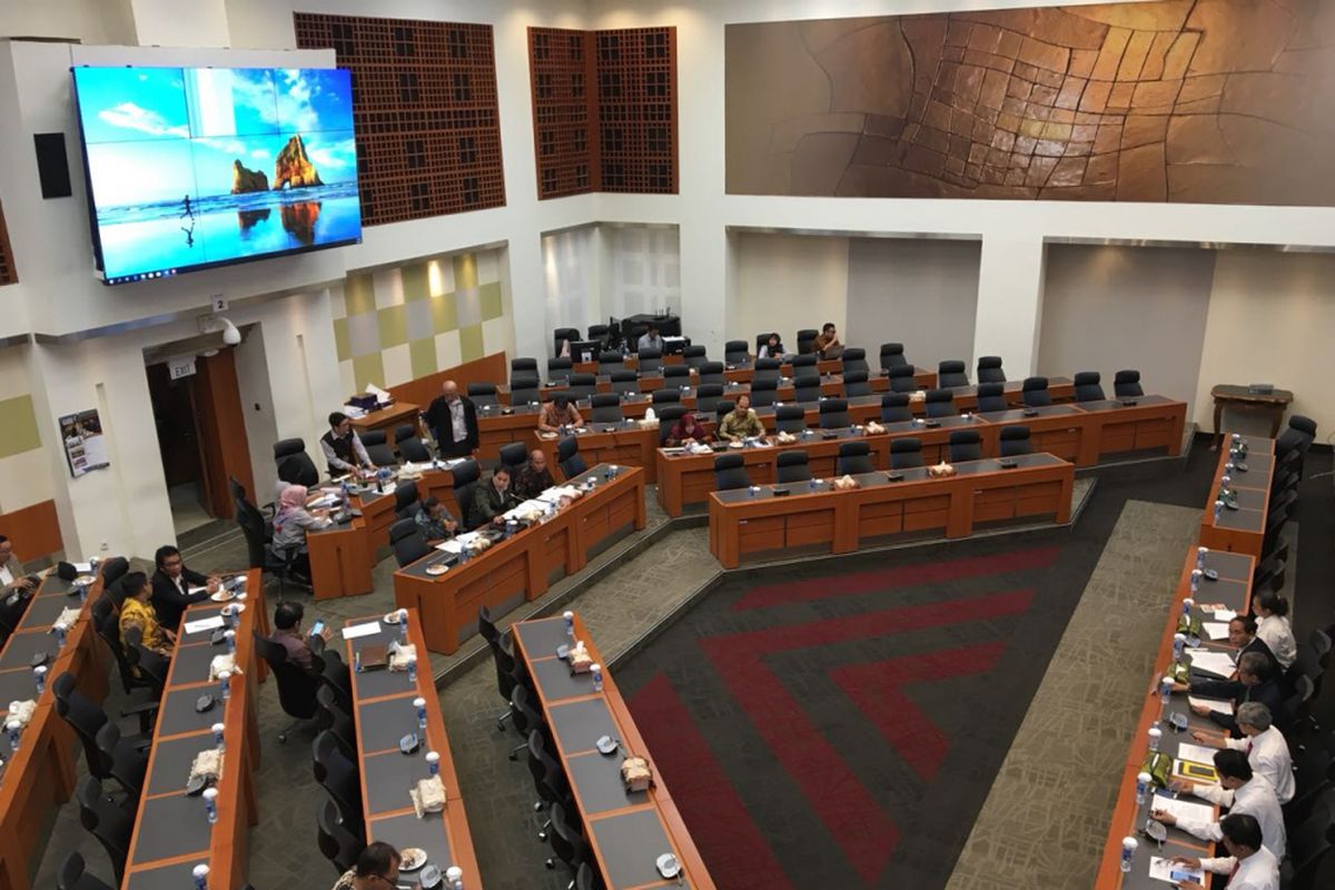 Suasana di ruang rapat Badan Anggaran DPR RI, Senin (23/7/2018).