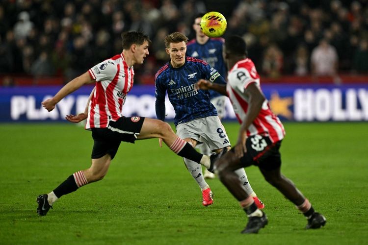 Aksi pada pertandingan Premier League Brentford vs Arsenal berlangsung di GTech Community Stadium pada Jumat (13/2/2026) dini hjari WIB.