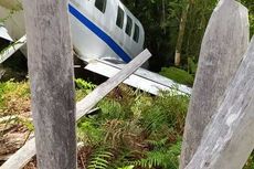 Pesawat Pengangkut Bansos ke Paniai, Papua, Tergelincir Keluar Landasan Saat Mendarat