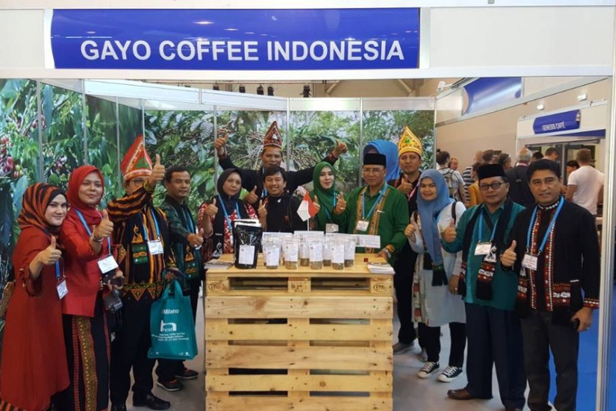 Delegasi Aceh untuk promosi Kopi Gayo di World of Coffee Expo di Budapest, Hungaria.