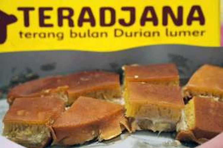 Terang bulan durian yang diberi label Teradjana ini merupakan hasil olahan Rico Wahyu Nugroho di Gresik, Jawa Timur.
