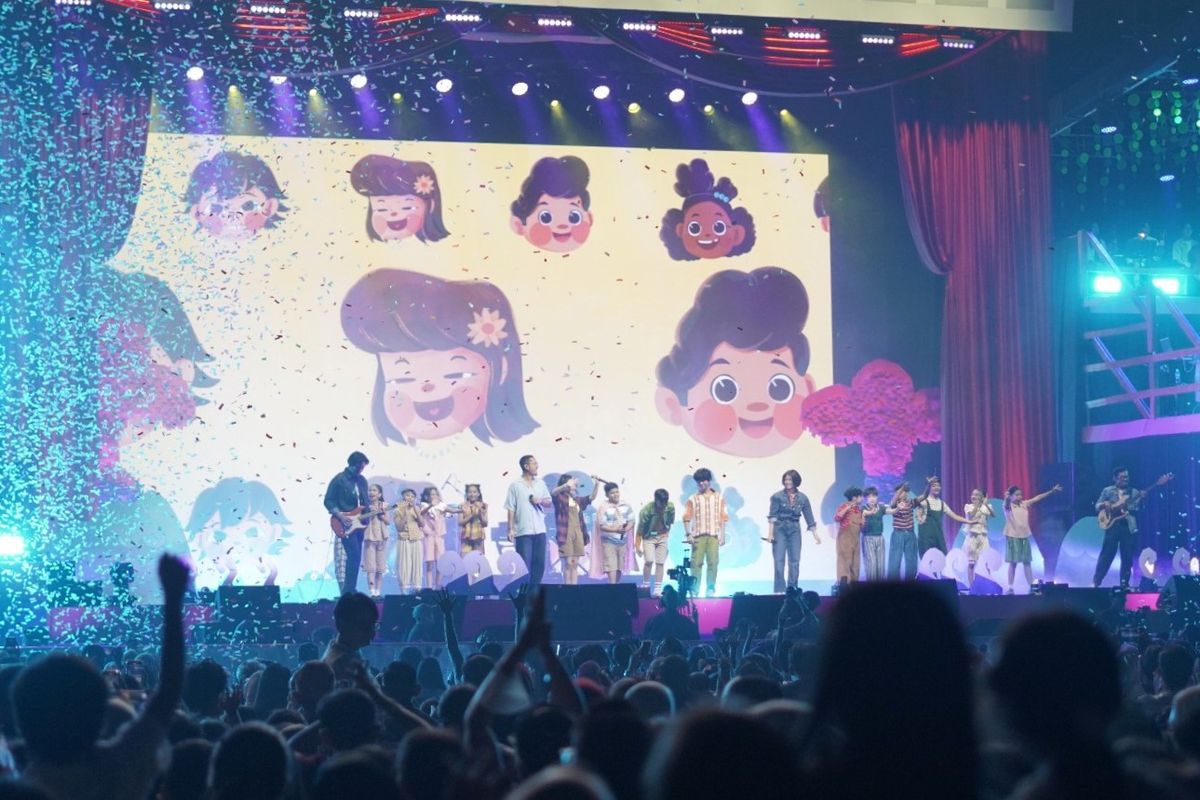 Konser JUMBO Keajaiban Musik dan Cerita Kita yang digelar di Beach City International Stadium (BCIS), Ancol, Minggu (17/8/2025). 
