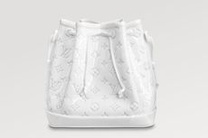 Louis Vuitton Rilis Vas Bunga Porselen yang Lebih Mahal dari Tas Aslinya