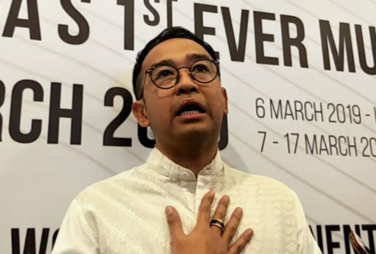 Iwet Ramadhan Pastikan Billboard Film Aku Harus Mati Diturunkan Malam Ini