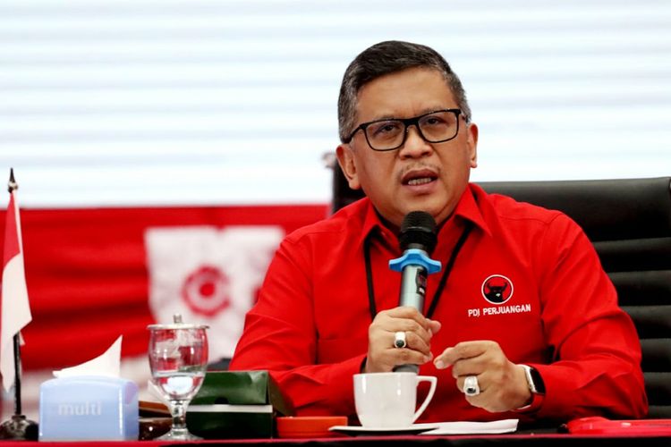 Sekjen DPP PDI-P Hasto Kristiyanto dalam konferensi pers pengumuman paslon Pilkada 2020, Rabu (2/9/2020).