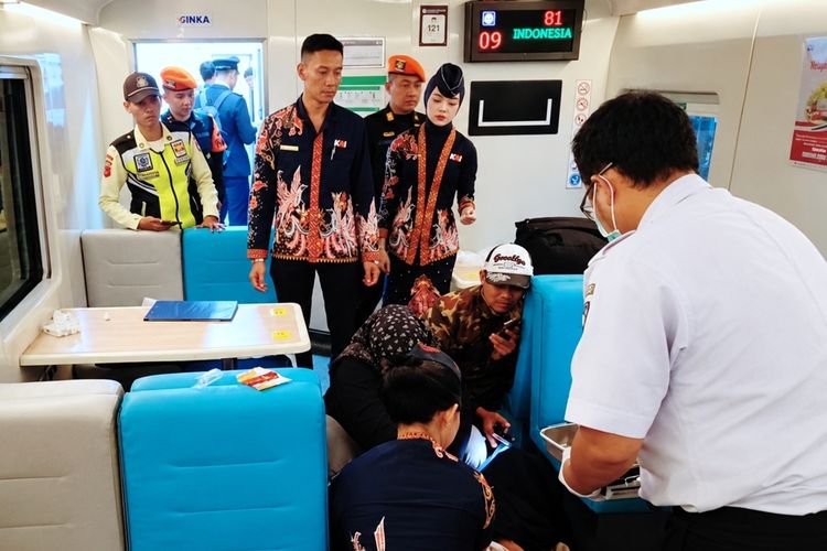 Penumpang KA Sangkuriang Melahirkan di Kereta, Dibantu Dokter Dalam Satu Perjalanan, Ibu dan Bayi Sehat