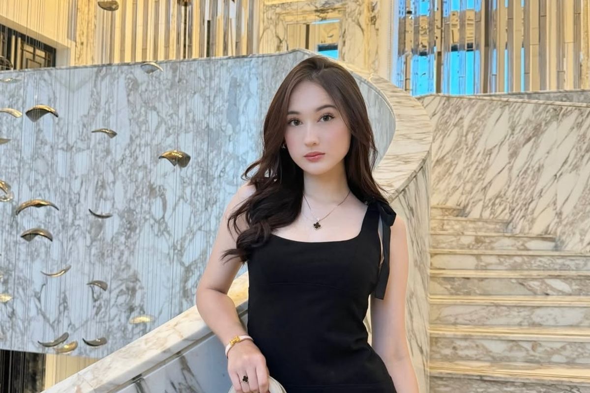 Laura Moane memulai karier di industri hiburan pada 2019 melalui debut filmnya berjudul 2019.