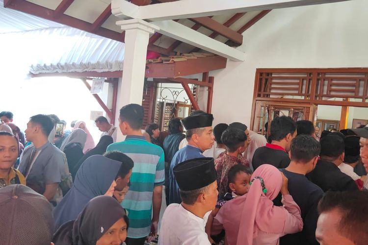 Suasana rumah orang tua Ganjar Pranowo yang dijadikan sebagai tempat open house virtual di Purworejo Jawa Tengah 