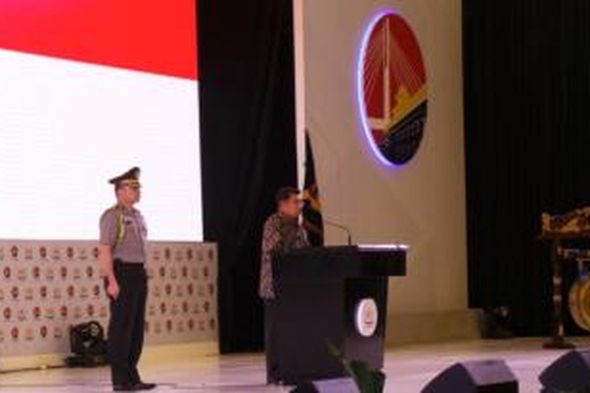 Wakil Presiden Jusuf Kalla saat berpidato dalam acara Musyawarah Nasional Kamar Dagang dan Industri (Kadin) Indonesia ke VII di Te Trans Luxury Hotel, Bandung, Senin (23/11/2015)