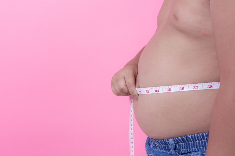 Obesitas juga menjadi salah satu penyebab gangguan infertilitas pada pria maupun wanita.