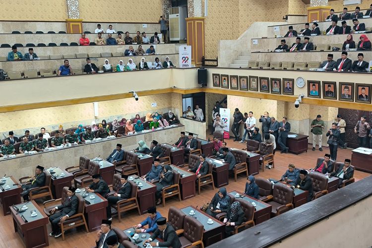 Peluang Bahas Perda Kawasan Tanpa Rokok di Jember Usai Polemik Legislator Merokok Saat Rapat