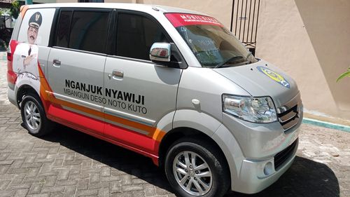 Banyak Mobil Siaga Desa Masih Berstiker Mantan Bupati Nganjuk yang Maju Pilkada 2024, Ini Respons Dinas PMD