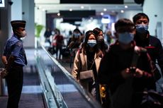 Antisipasi Virus Corona, Bandara Soetta Bagikan Masker untuk Penumpang