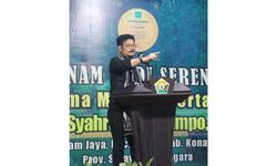 Meski Sudah Malam, Mentan dan Petani Tetap Semangat Tanam Serempak