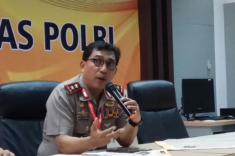 Kapolda Jatim Irjen Pol Machfud Arifin mengatakan bahwa pihaknya siap mengamankan 19 kontestasi demokrasi yang akan digelar dalam rangka Pilkada Jawa Timur 2018 mendatang. Semarang, Rabu (10/10/2017).