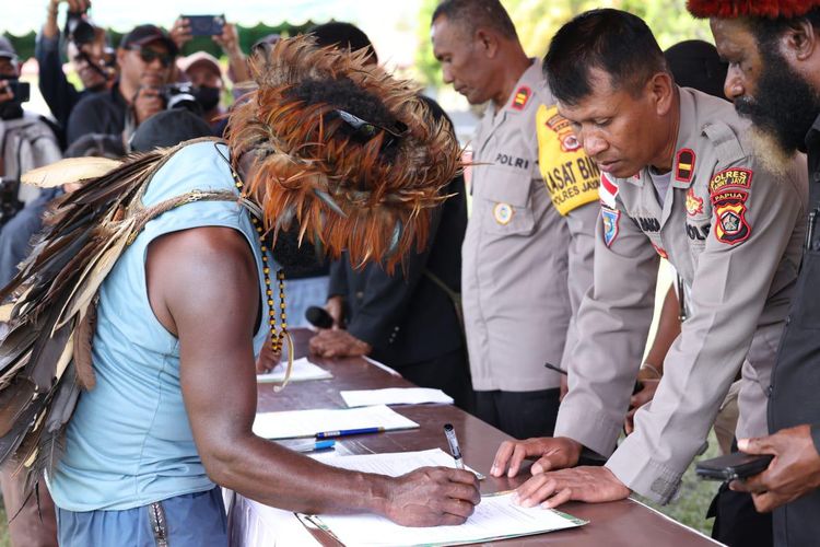 Resmi Damai, Dua Suku di Wamena Sepakati 4 Poin Perdamaian, Apa Saja?