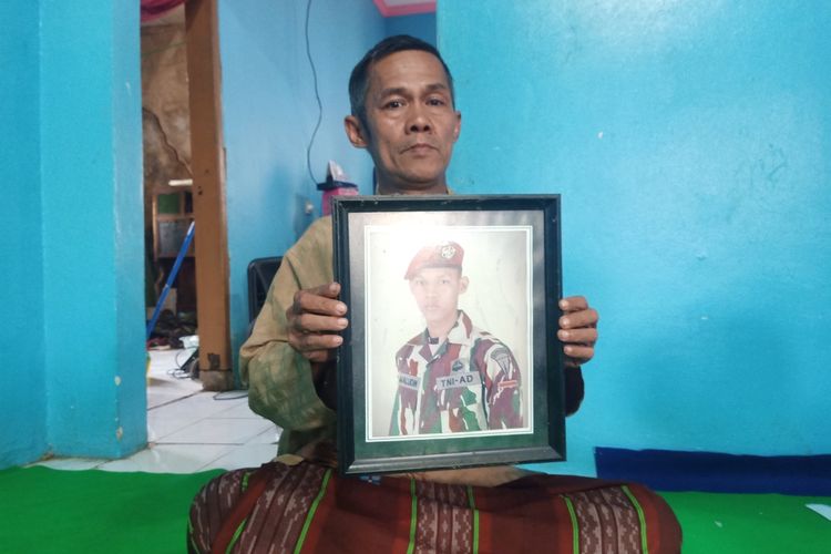 Kakak kandung Praka Jamaludin mengenang adik kandungnya sebelum berangkat ditugaskan ke Papua