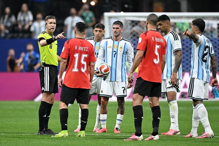 Pelatih Mesir Curiga Argentina dan Messi Diistimewakan FIFA, Sebut Ada Ketidakadilan