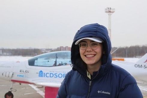 Remaja 19 Tahun Ini Coba Pecahkan Rekor Keliling Dunia dengan Pesawat