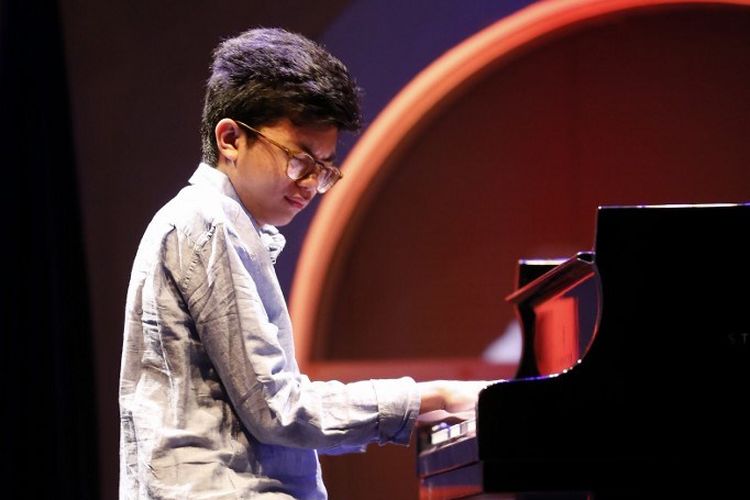 Pianis muda asal Indonesia  Joey Alexander tampil di International Jazz Festival di Ajaccio, Corsica.