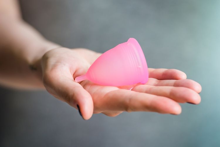 Guna menstrual cup cara Cara Memakai