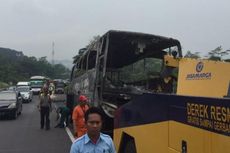 Bus Budiman Terbakar di Tol Purbaleunyi