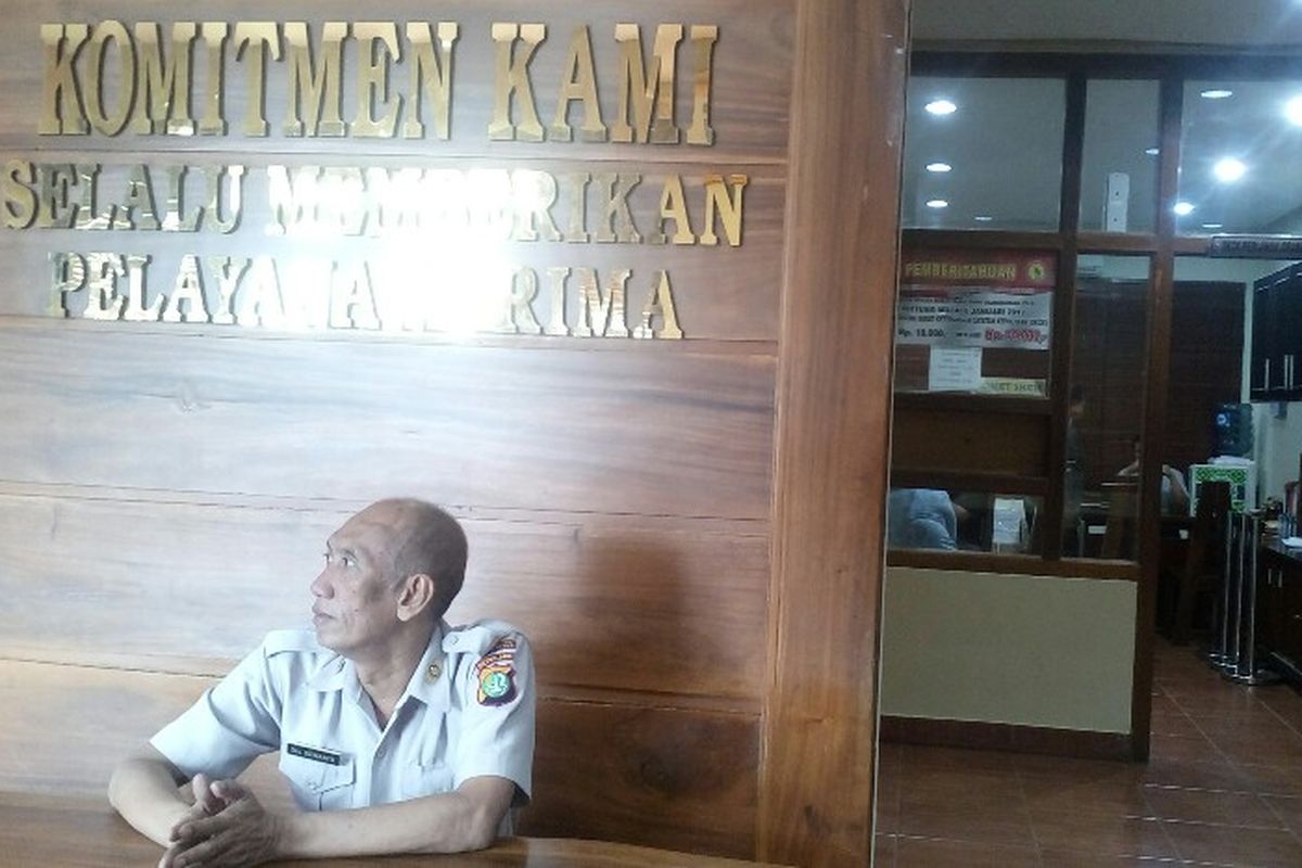 Kantor pelayanan SKCK di Polres Jakarta Barat, Kamis (22/6/2017).