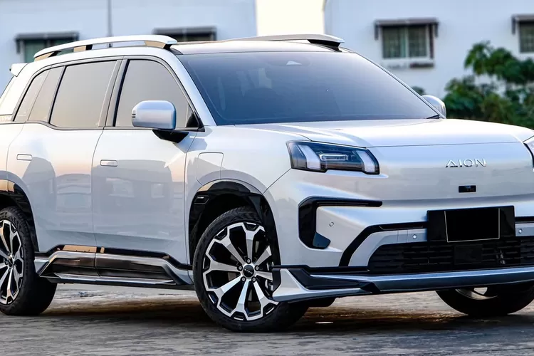 Maxus Hingga Hongqi: Indomobil Genjot Pasar Otomotif Tanah Air