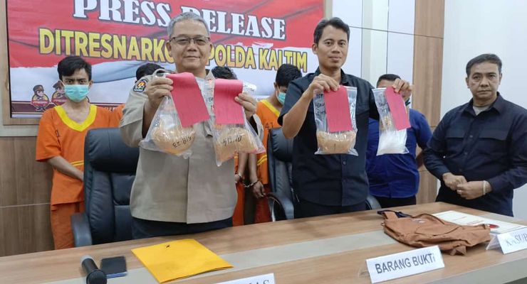 Sabu 2 Kg Diamankan di Balikpapan, Kurir Masuk via Bandara SAMS