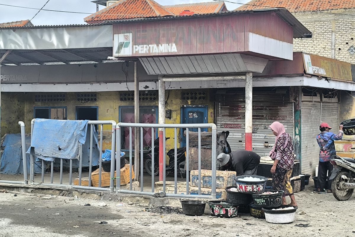 SPBN atau pom nelayan di Desa Branta Pesisir, Kecamatan Tlanakan, Kabupaten Pamekasan tidak beroperasi, Rabu (19/11/2025)