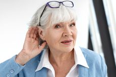Cara Mencegah Gangguan Pendengaran, Termasuk Jangan Bersihkan Telinga Sendiri