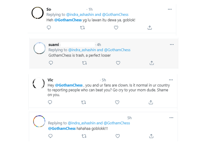 Tangkapan layar beberapa komentar warganet yang merundungi akun media Twitter @GothamChess.