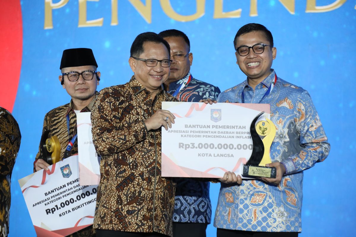 Mendagri Muhammad Tito Karnavian dalam kegiatan Apresiasi Daerah Berprestasi 2026 di Palembang, Sumatera Selatan, Sabtu (25/4/2026).