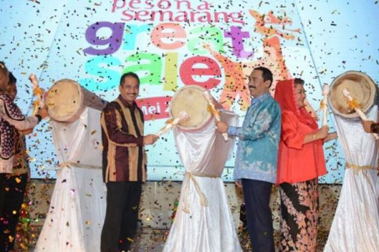 Menteri Pariwisata Arief Yahya membuka acara Semarang Great Sale 2017 di Balairung Soesilo Soedarman Gedung Sapta Pesona Kementerian Pariwisata, Selasa (14/3/2017). Semarang Great Sale diadakan pada tanggal 7 April sampai 7 Mei 2017.

