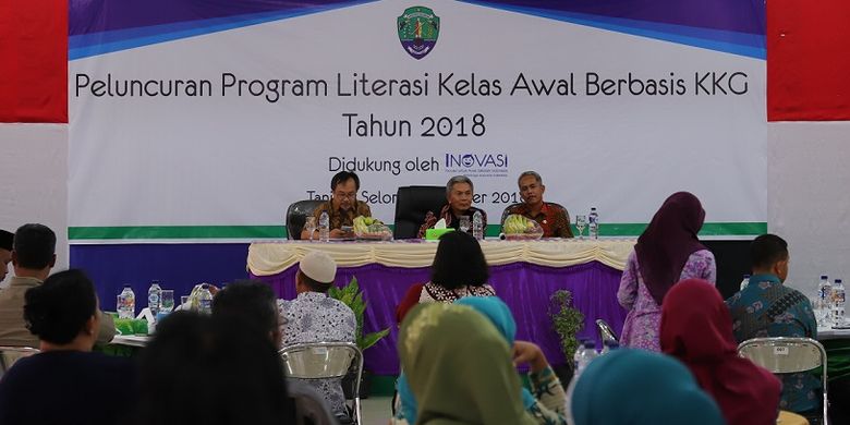 Kabupaten Bulungan meluncurkan Program Kelompok Kerja Guru (KKG) mandiri untuk meningkatkan keterampilan literasi siswa kelas awal pada Oktober lalu.