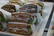 Cara Bungkus Sandwich untuk Makan Lebih Mudah Saat Piknik