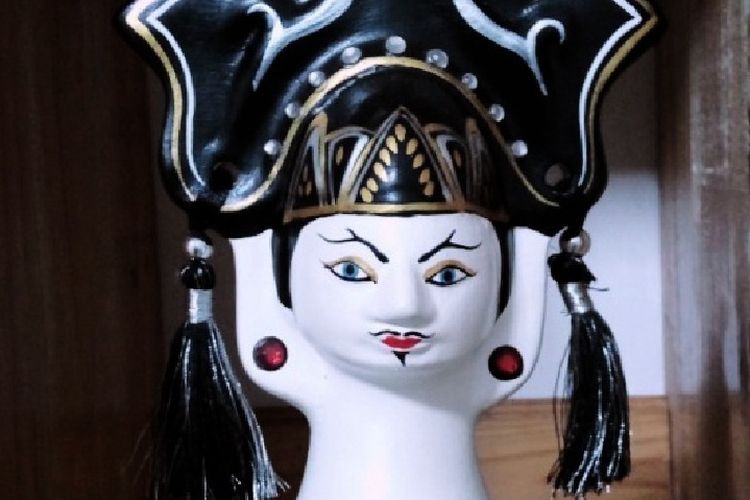 Menong tidak hanya dijadikan ikon Plered, tapi juga secara resmi menjadi ikon Purwakarta