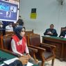 Jelang Tuntutan, Medina Zein Berserah kepada Tuhan