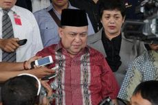 Mochtar Mohamad Resmi Daftar Pencalonan Wali Kota Bekasi pada Pilkada 2024