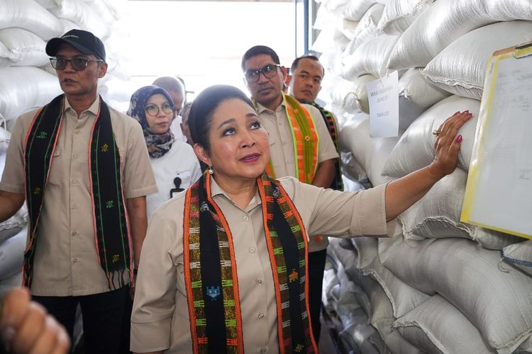 Titiek Soeharto Singgung soal Fasilitas Saat Komisi IV DPR Pantau Stok Beras di Labuan Bajo