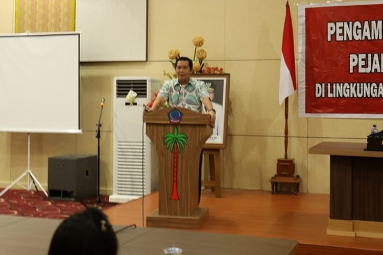 Wakil Gubernur Sulawesi Utara Steven Kandouw memberikan kata sambutan dalam acara dalam acara pelantikan pejabat gungsional Pemprov Suulawesi Utara di Kantor Gubernur Sulut, Kamis (7/2/2019).