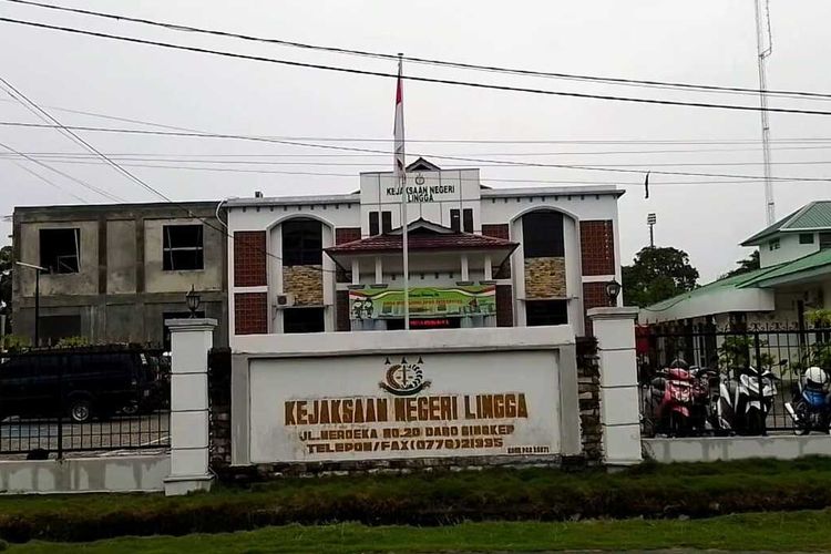 Kejaksaan Negeri Kabupaten Lingga, Kepulauan Riau (Kepri) saat ini sedang melakukan pemeriksaan terhadap beberapa Kepala Organisasi Perangkat Daerah (OPD) di Kabupaten Lingga, Kepri.
