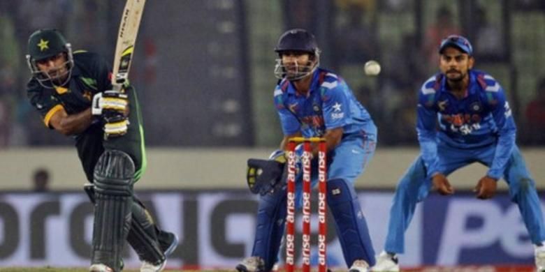 India dan Pakistan dikenal selalu bersaing dalam berbagai hal, termasuk prestasi dalam kancah olahraga kriket.