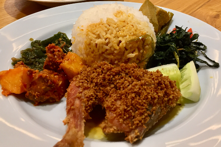 Nasi Rames Seharga Rp 1 di Padang Merdeka, Mau? Halaman all - Kompas.com