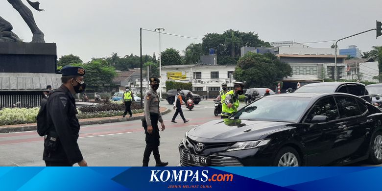 Sanksi Tilang Pelanggar Ganjil Genap Berlaku Hari Ini, Pengendara Diawasi Polisi dan Kamera ETLE - Vimarsana News